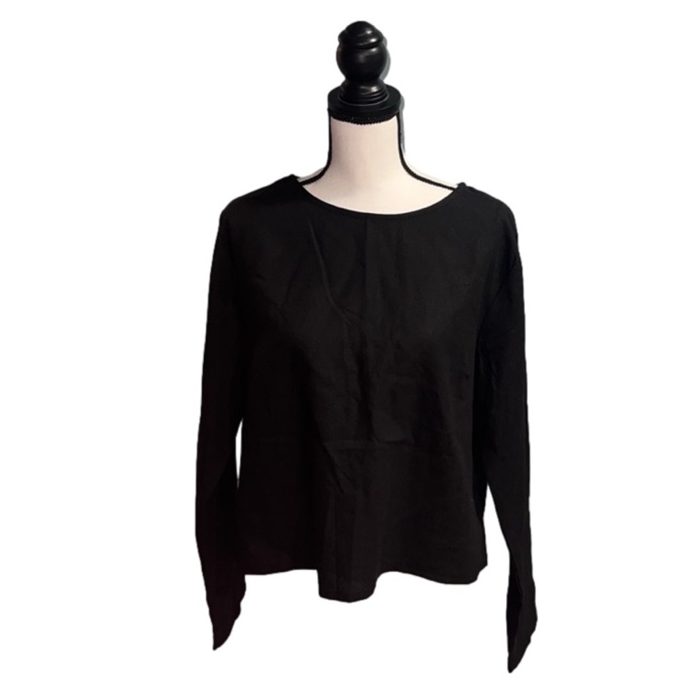 long sleeve black top